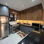 Stylish Apartment Prime Location