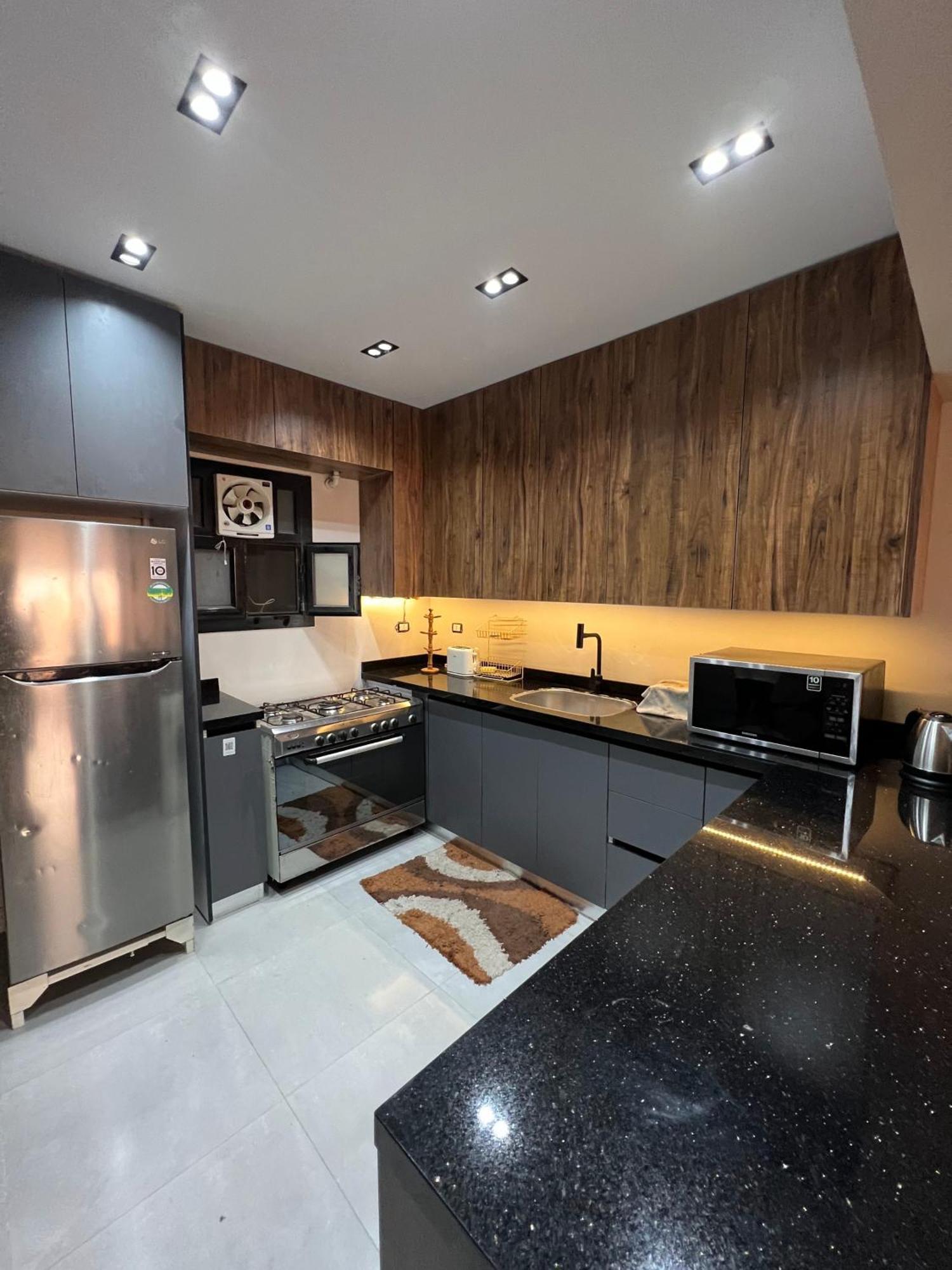 Apartment Stylish Prime Location Cairo